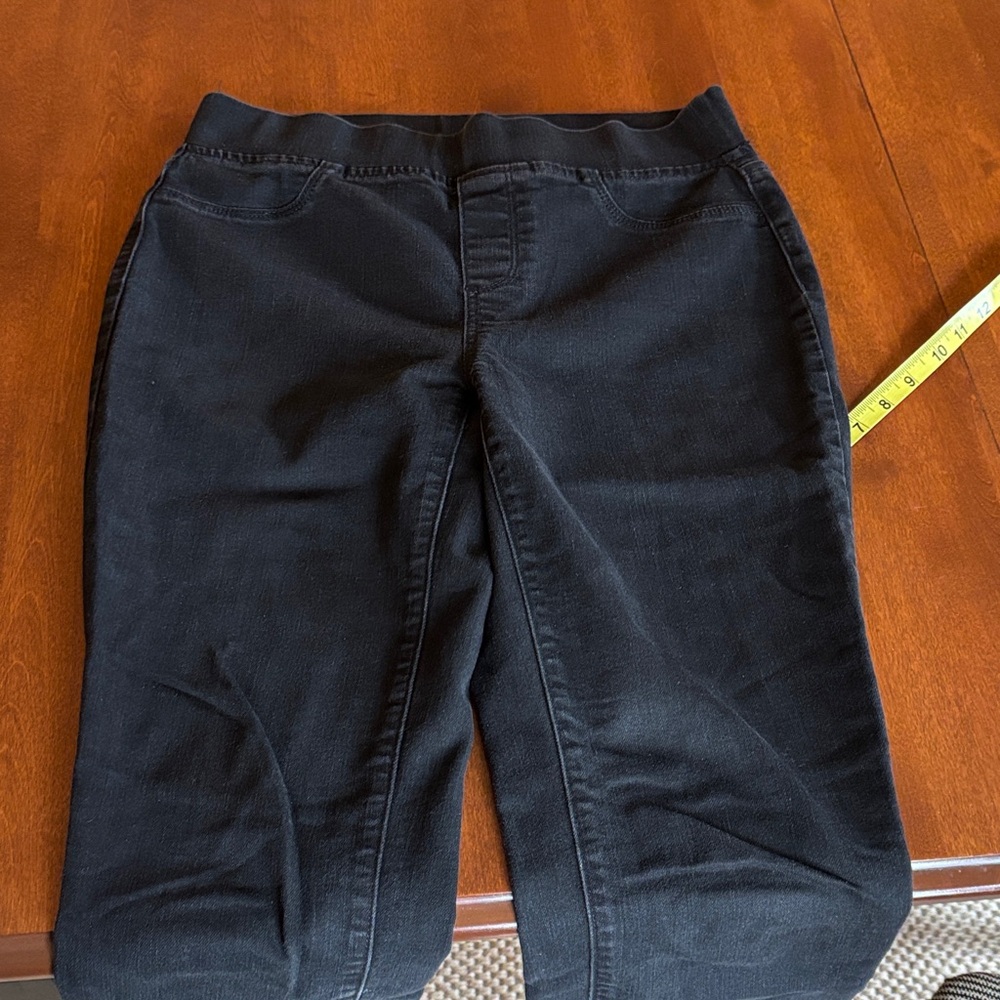 Talbots Black Pull-On Jegging - Size 4